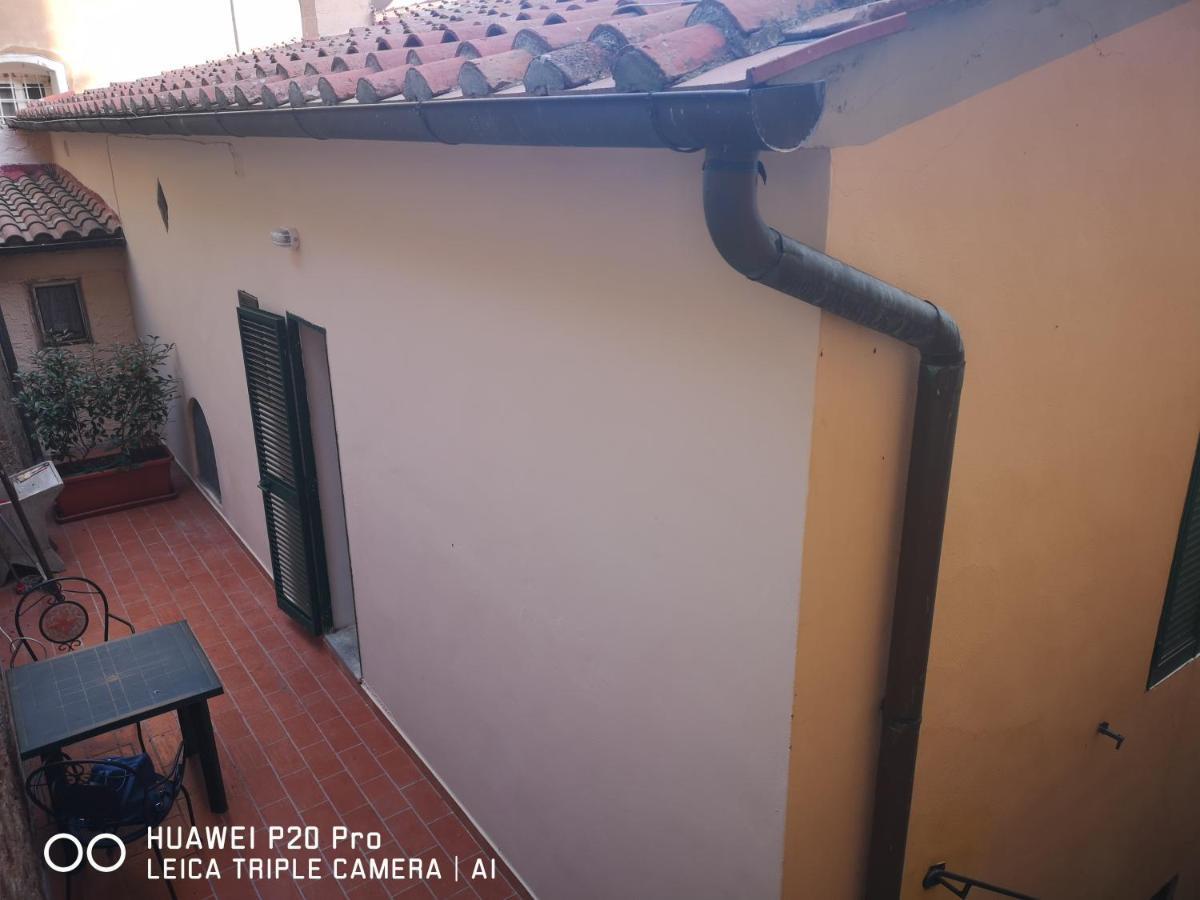 Il Nespolo Villa Castagneto Carducci Luaran gambar