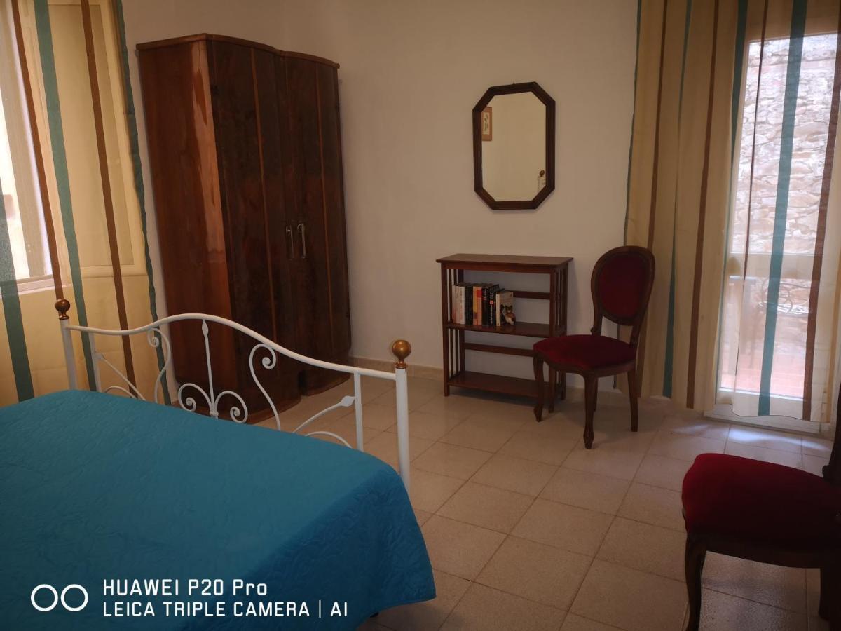 Il Nespolo Villa Castagneto Carducci Luaran gambar